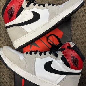 Jordan 1 Retro High Light Smoke Grey - White, Black, Red, Gray